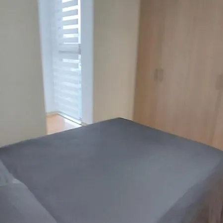 Apartament City Flats 2 Bedroom *